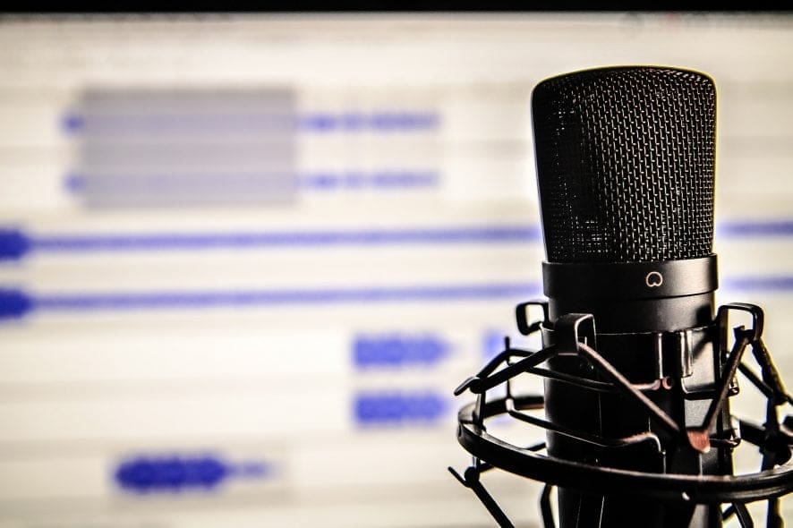 The 15 Best Legal Podcasts for Lawyers to Listen to in 2018